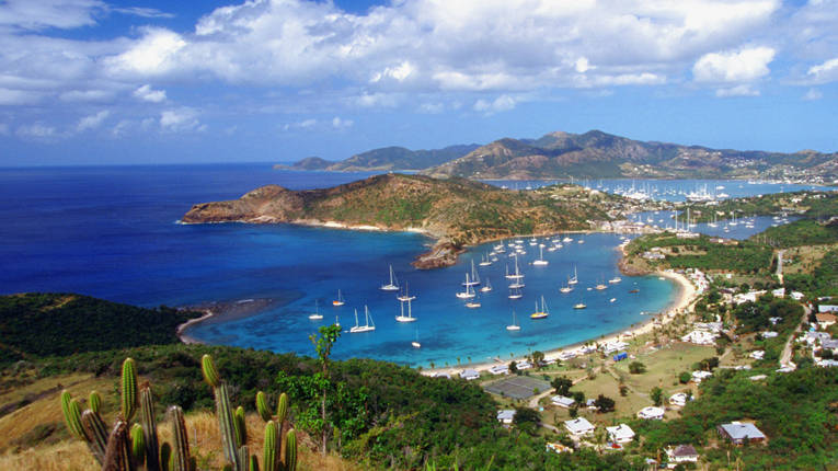 Antigua & Barbuda Welcomes 100,000th U.S. Visitor