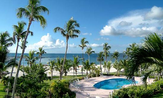 Abaco Beach Resort in the Bahamas Remains Open after Hurricane Joaquin