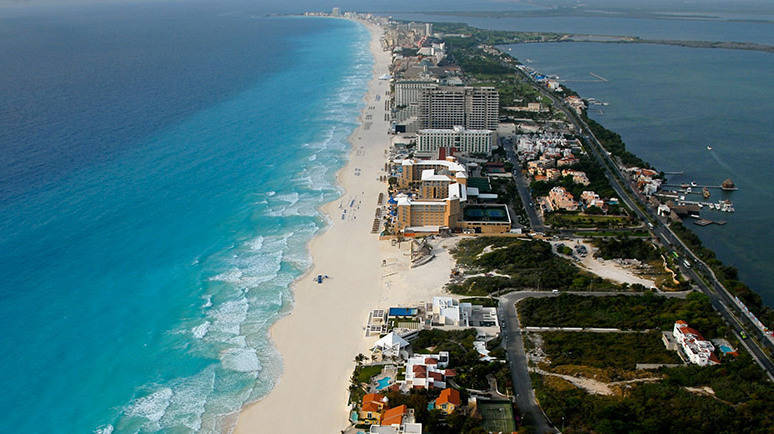 Cancun Keen on Showing Travelers it's Safe and Open for Business