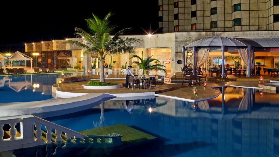 Cuba Turns to Investors in Effort to Cope with Tourism Boom