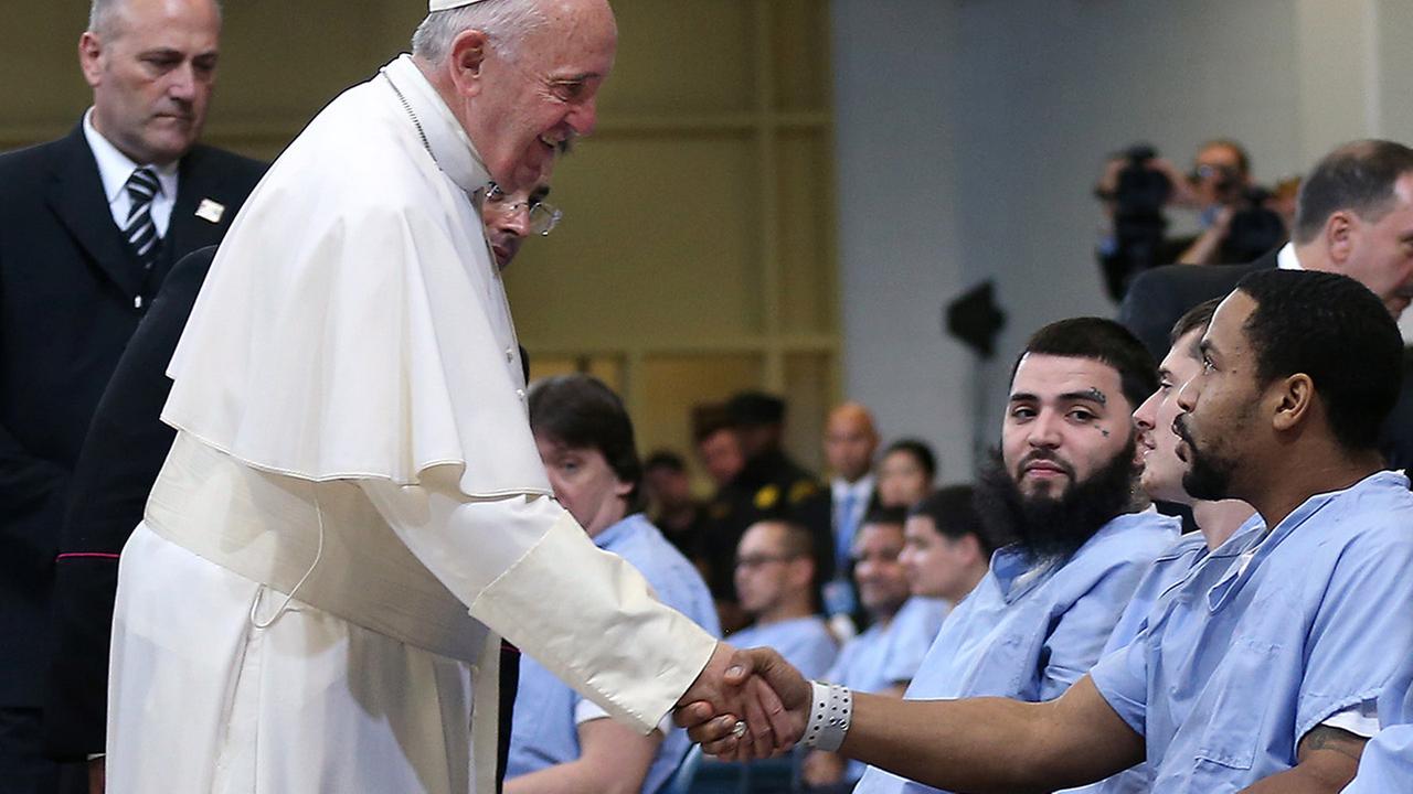 Pope Greets Inmates at Philadelphia Prison