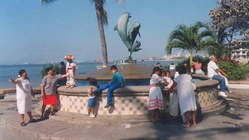 Puerto Vallarta’s Travel Industry Takes Slow Burn