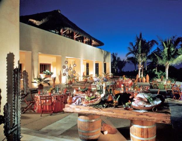 Four Seasons Resort Punta Mita Serves New Culinary Offerings