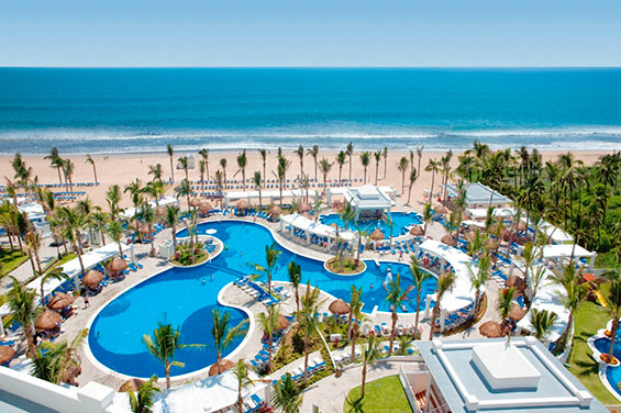 RIU Hotels Named “Best Leisure Hotel Group”