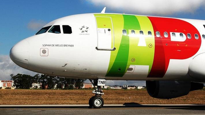 TAP Enhances Free Stopover Program