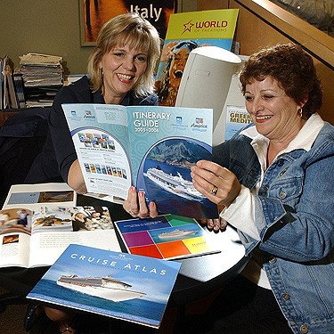 Travel Agents Set to Bounce Back in 2012