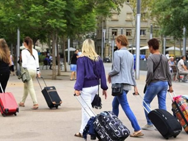 Spanish Visitors Are the Biggest Spenders in Bolivia