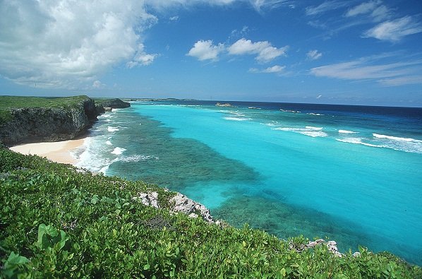 Turks and Caicos, Belize Lead Caribbean Tourism Growth