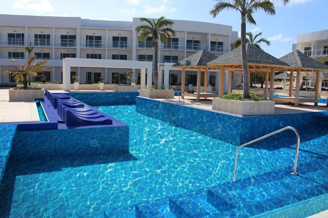 2014 Meier´s Weltreisen Megafam to Visit Cuba’s Main Tourism Circuits