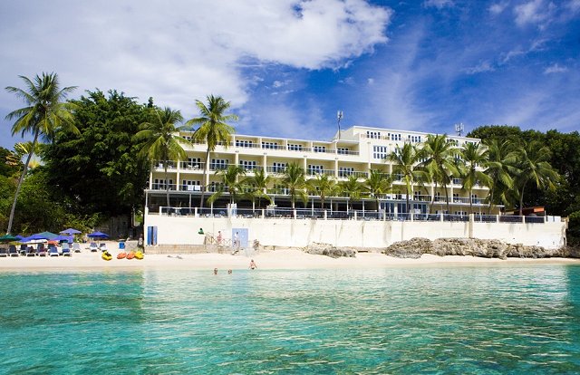 Barbados’ Waves Hotel & Spa Now Open for Bookings