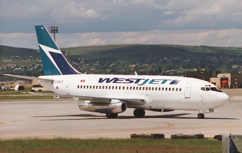 Boeing Signs $6.3 Billion Deal with WestJet