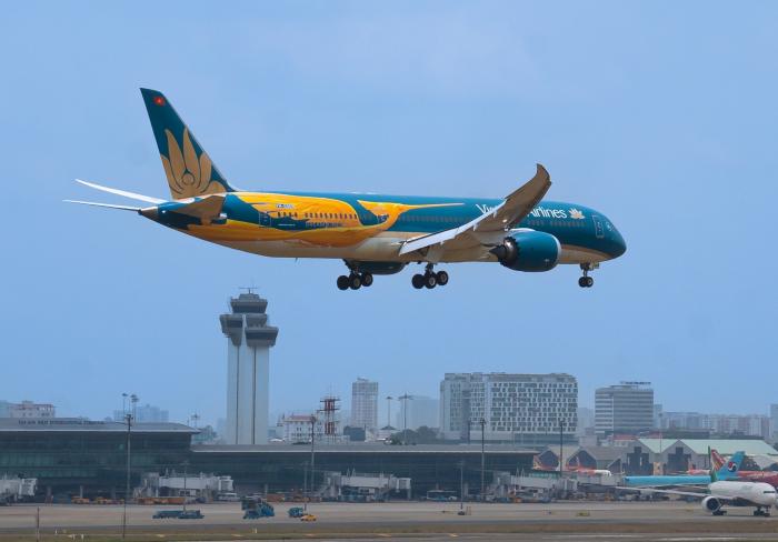Vietnam Airlines