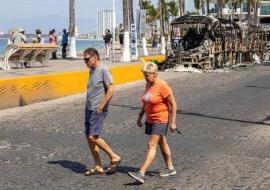 Canadian tourists in Mexico