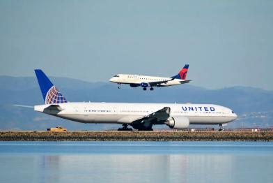 Delta and United Arlines